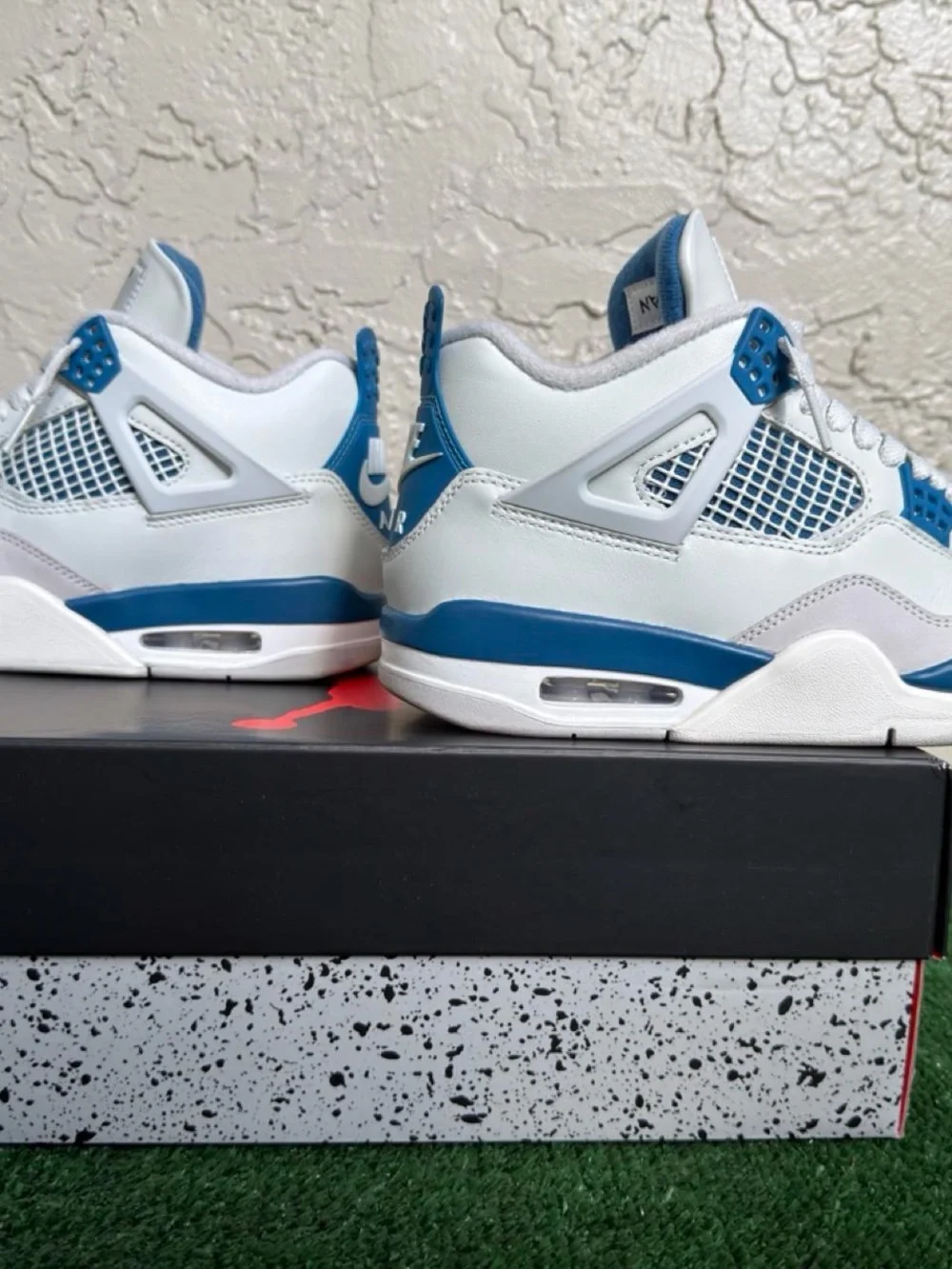 Air Jordan 4 Men's White and Blue Retro Sneakers
